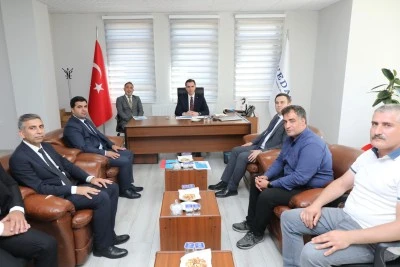 Bitlis Valisi Karakaya, VEDAŞ İl Müdürlüğü'nü ziyaret etti