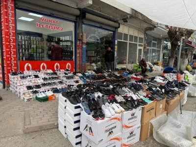 &Ccedil;arşı Pazarda Bayram Hareketliliği Başladı