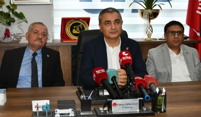 CHP S&ouml;zc&uuml;s&uuml; Sarı, Batman'da konuştu: