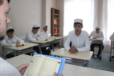 Cizre'de Kur'an kursu &ouml;ğrencisi 95 g&uuml;nde hafız oldu