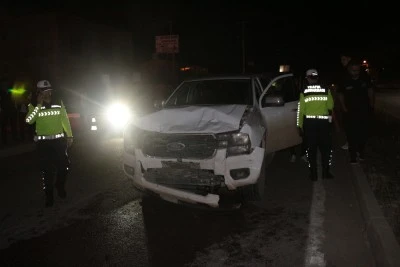 Cizre'de pikap ile otomobilin &ccedil;arpıştığı kazada 2 kişi yaralandı