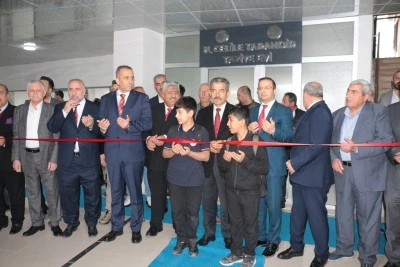Cizre'de yapımı tamamlanan taziyeevi açıldı