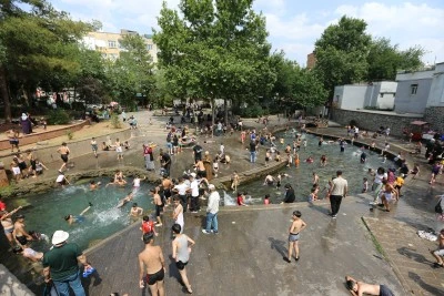 Diyarbakır'da hava sıcaklığı 42 dereceye ulaştı