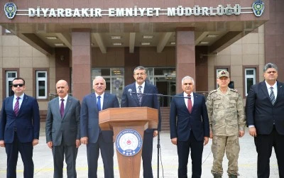 Diyarbakır merkezli uyuşturucu satıcılarına y&ouml;nelik operasyonda 276 ş&uuml;pheli yakalandı