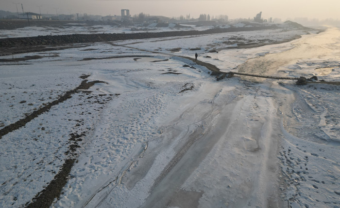 Doğu Anadolu'nun 4 şehrinde çeşme, nehir ve dereler dondu