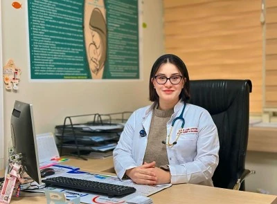 Dr. &Ccedil;ağla Apaydın Siirt&rsquo;te Hasta Kabul&uuml;ne Başladı