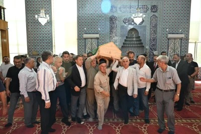 Dr. Feridun Bağış Siirt&rsquo;te d&uuml;zenlenen t&ouml;renle son yolculuğuna uğurlandı
