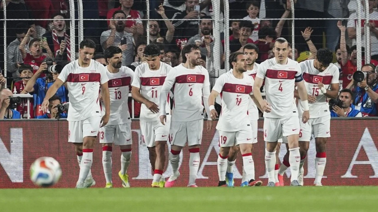 D&uuml;nya Kupası 2026 Ne Zaman Başlıyor? T&uuml;rkiye'nin İlk Rakibi Kim? İşte A Milli Takım'ın Ma&ccedil; Takvimi