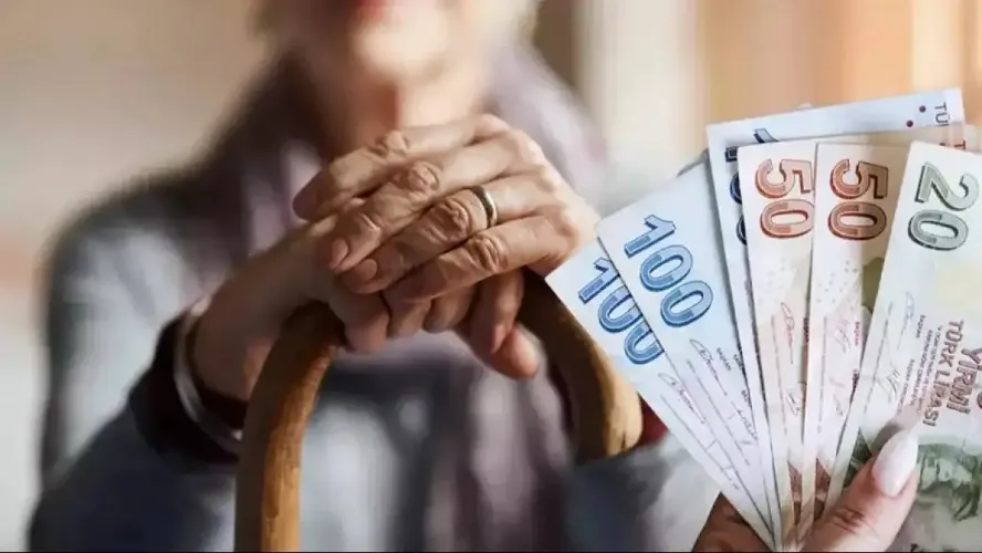Emeklilerin bayram ikramiyelerinde ödeme tarihleri belli oldu