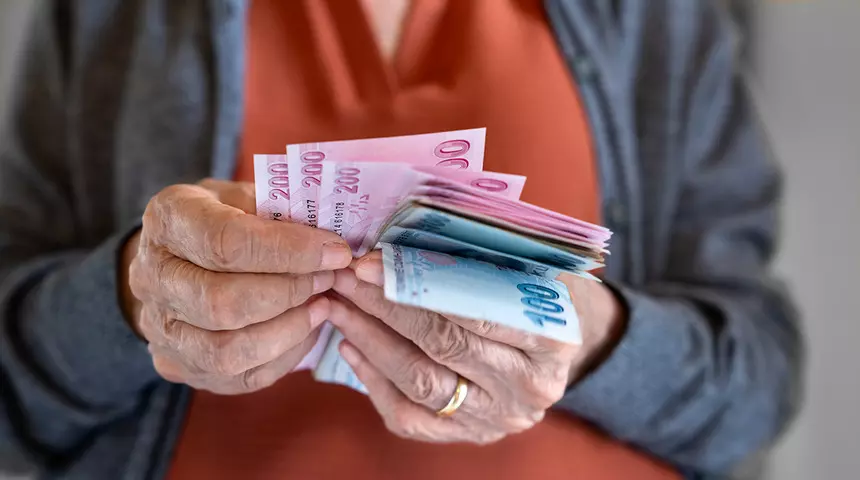 En D&uuml;ş&uuml;k Emekli Aylığında &Ouml;nemli Artış İ&ccedil;in Teklif Meclis&rsquo;te