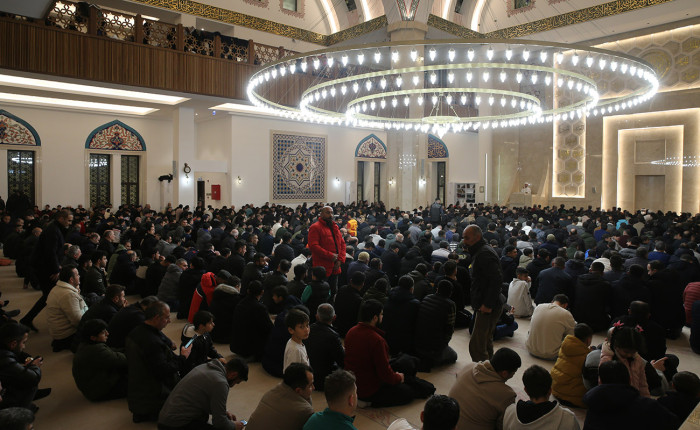Erzurum, Ağrı, Tunceli ve Kars'ta Kadir Gecesi dualarla idrak edildi