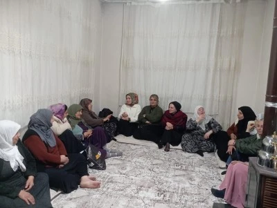 Eş Başkan Aktin Mahallelerde Kadınlarla Buluştu