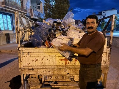 Eski Ders Kitapları Geri D&ouml;n&uuml;ş&uuml;mle Ekonomiye Kazandırılıyor