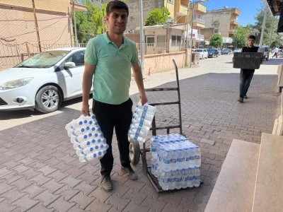 Esnafın Su Mesaisi Başladı! Y&uuml;kselen Sıcaklıklar Satışları Hareketlendirdi
