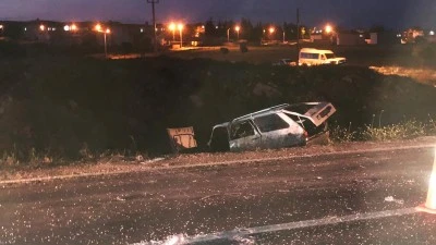 Gaziantep'te otomobil ile minibüsün çarpıştığı kazada 3 kişi yaralandı