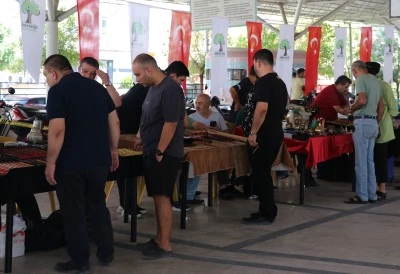 Gaziantep'teki antika eşyalar vatandaşların beğenisine sunuldu