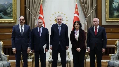 Görüşmede Erdoğan'dan 13 maddelik talepleri oldu mu? DEM Parti'den açıklama var