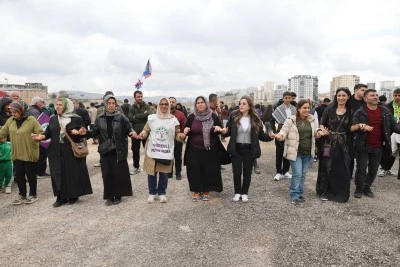 Şırnak&nbsp;ve Mardin'de nevruz etkinliği d&uuml;zenlendi