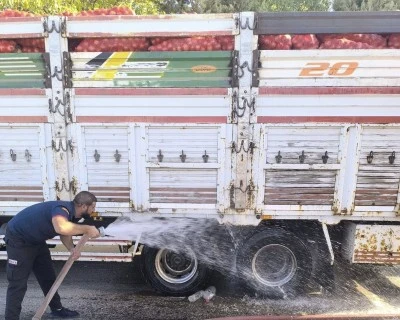 Kurtalan’da Fren Balataları Isınan Kamyonette Yangın