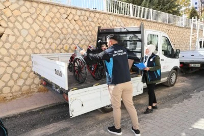 Mardin Büyükşehir Belediyesi bu yıl 1551 engelli ile yaşlıya medikal malzeme desteği sağladı
