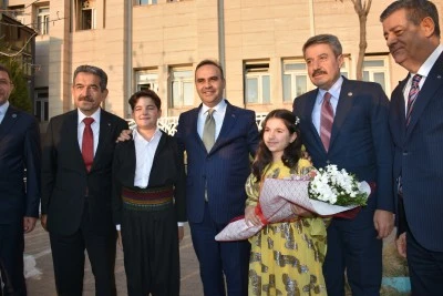 Bakan Kacır, AK Parti Şırnak İl Başkanlığı'nda konuştu: