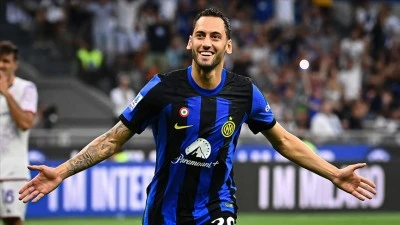 Hakan &Ccedil;alhanoğlu Inter'den Ayrılıyor mu? İtalyan Basını Kararı Duyurdu, Fenerbah&ccedil;e İddiasında Yeni Gelişme