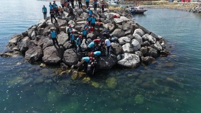 Van Gölü'nde arama kurtarma tatbikatı gerçekleştirildi