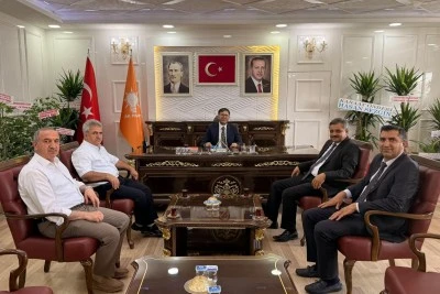 Siirt &Uuml;niversitesi Rekt&ouml;r&uuml;nden&nbsp; İl Başkanına Hayırlı Olsun Ziyareti