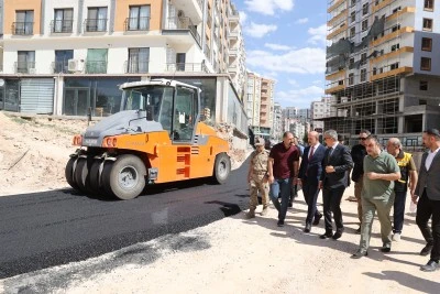 Mardin Valisi Akkoyun, yol yapım çalışmalarını inceledi