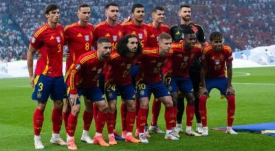 İl&ccedil;e Başkanı Karataş, 2026 FIFA D&uuml;nya Kupası şampiyonu İspanya'yı kutladı