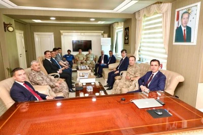 Bitlis Valisi Karakaya, Hizan'da incelemelerde bulundu