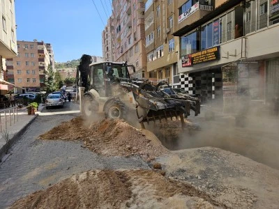Mardin Büyükşehir Belediyesi Artuklu ilçesindeki çalışmalarını sürdürüyor