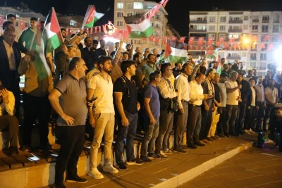 Siirt'te İsrail'in Küresel Sumud Filosu'na saldırısı protesto edildi