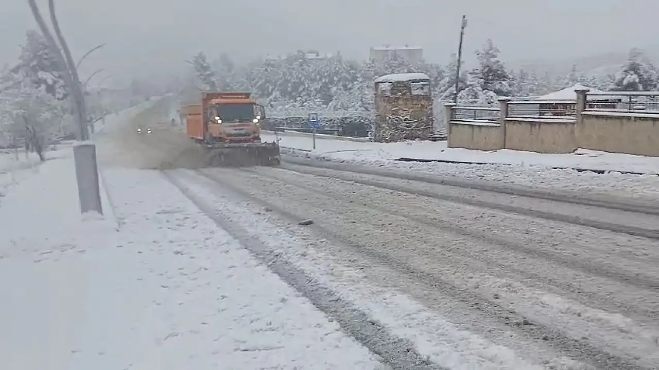 SİİRT İ&Ccedil;İN KUVVETLİ KAR YAĞIŞI UYARISI