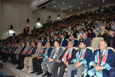 Bitlis Eren Üniversitesi 2025-2026 Akademik Yılı Açılış Töreni yapıldı
