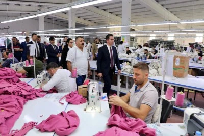 Bitlis Valisi Karakaya, OSB ve hayvan barınağında incelemelerde bulundu