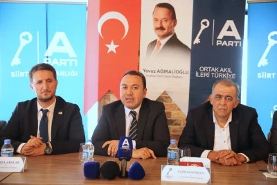 Anahtar Parti Genel Başkan Yardımcısı Keskinkılı&ccedil;,&nbsp;Siirt'te gazetecilerle bir araya geldi
