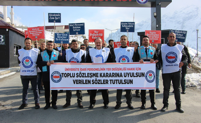 Hakkari'de Eğitim-Bir-Sen'den üniversite personeline yer değişikliği hakkı talebi