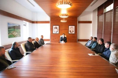 Hasankeyf Kaymakamı İmrak esnaflarla bir araya geldi