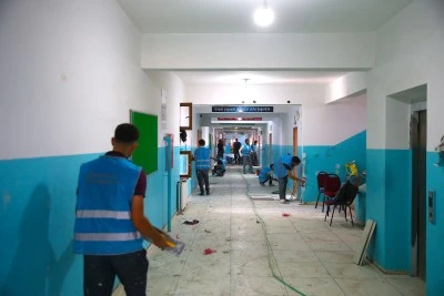 Hükümlülerden oluşan mobil ekip okulları yeni eğitim öğretim yılına hazırlıyor