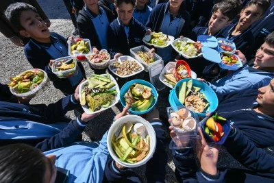 İran sınırındaki okulun öğrencileri çevre bilincini yaşayarak öğreniyor