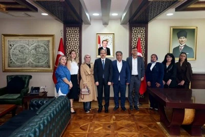 İYİ Parti Siirt İl Başkanı İhsan Dilek, Vali Kızılkaya&rsquo;yı ziyaret etti