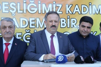 Kadim Aşiretler Federasyonu Siirt Temsilcisi Yeyrek'ten "&ccedil;er&ccedil;eve yasa"ya destek a&ccedil;ıklaması