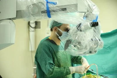 Siirt'te kalp krizi şüphesiyle gittiği hastanede beyninde tümör olduğunu öğrendi