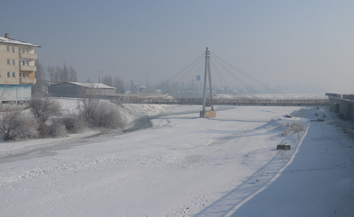 Kars, Ardahan ve Ağrı'da dondurucu soğuklar etkisini sürdürüyor