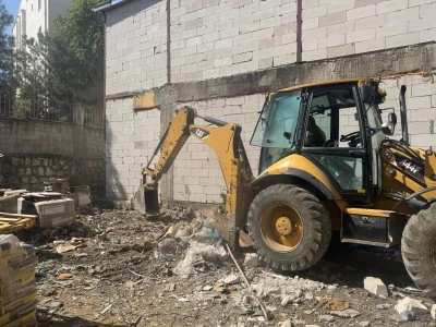 Kültür Mahallesi’nde Molozlar Kaldırıldı