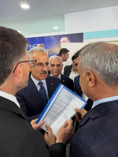 Kurtalan-Batman Yolu ve K&ouml;ylerin Talepleri Bakan Uraloğlu&rsquo;na İletildi