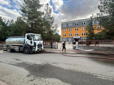 Kurtalan Belediyesi İlçede Kapsamlı Temizlik Çalışması Başlattı