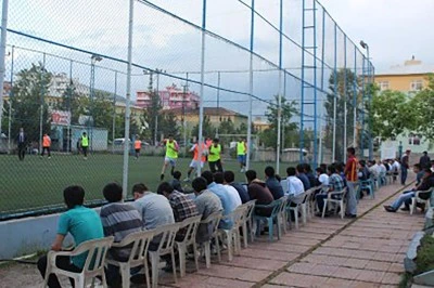 Kurtalan’da 18 Yaş Üstü Halı Saha Futbol Turnuvası Düzenleniyor