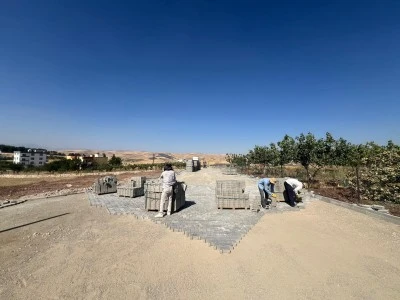 Kurtalan'da 80 Bin Metrekarelik Parke Taşı &Ccedil;alışmaları S&uuml;r&uuml;yor